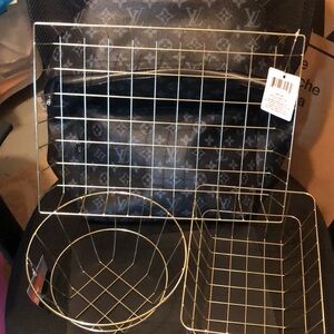 Gold wire metal basket